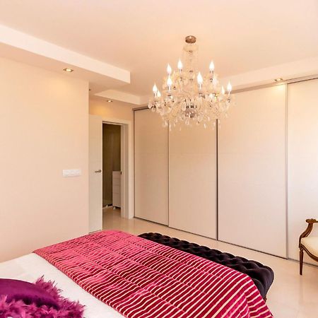 The White Apartment: Luxury, Beach And Design Walencja Zewnętrze zdjęcie